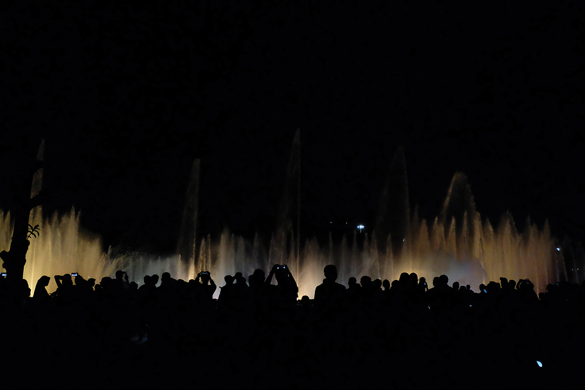【特集】ジャカルタの 一番アツイ場所は どこだ?!　モナスの噴水ショーを見る。