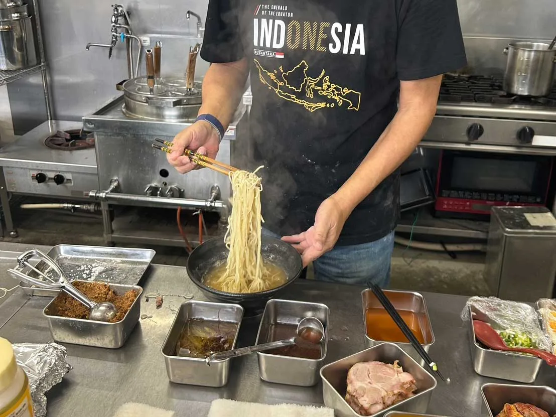 日本のラーメン道場で作った「卒業ラーメン」　【びーとさんのジャカルタ・ラーメン今月の一杯】#3　番外編・日本でラーメン修行！㊦